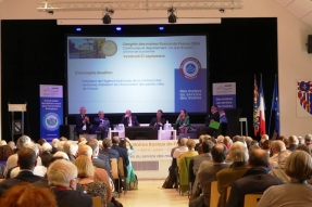Au Congrès national des #MaireRurauxdeFrance Commune-Département, le duo de choc ?